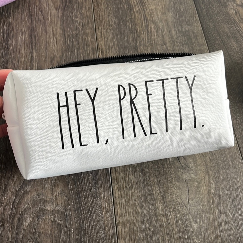 Rae Dunn toiletry bag “Hey Pretty”